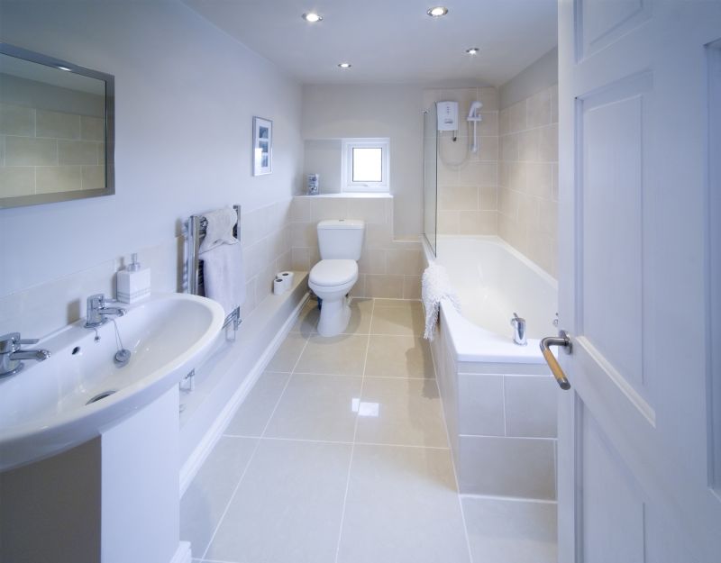 Modern Ensuite Bathroom